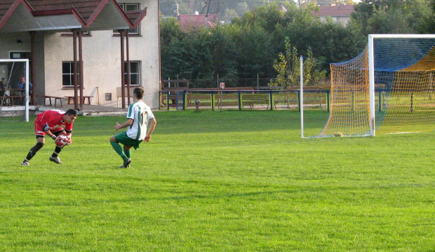 Pogoń Leżajsk - Wisłoka Dębica (1:1), 18.09.2010 r., IV liga podkarpacka #pogoń #pogon #lezajsk #leżajsk #PogońLeżajsk #seniorzy #IVLiga #sport #PiłkaNożna #lezajsktm #wisłoka #dębica #WisłokaDębica