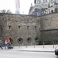 Drezno - Tarasy Brühla - promenada spacerowo-widokowa element trasy spacerowej wiodącej nad Łabą.
Zbudowane na pozostałościach drezdeńskich umocnień.