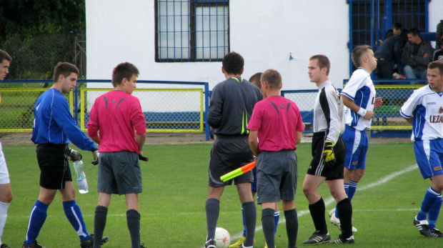 Pogoń Leżajsk - Stal Sanok, 28.08.2010 r. - I liga podkarpacka juniorów starszych #pogon #pogoń #lezajsk #leżajsk #PogońLeżajsk #stal #sanok #StalSanok #lezajsktm #juniorzy #PiłkaNożna #sport