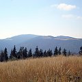 Gorce - widok z plany Pustak na Turbacz i Mostownicę #góry #beskidy #gorce #jesień #polany