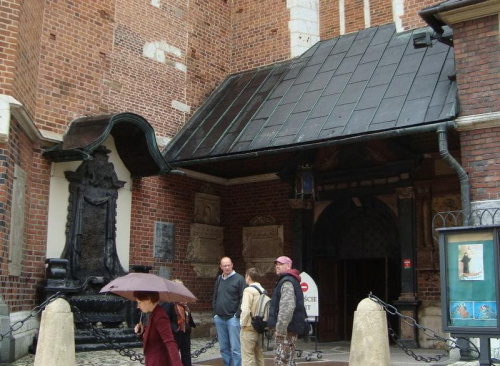 Kościół Mariacki -wejście z boku.