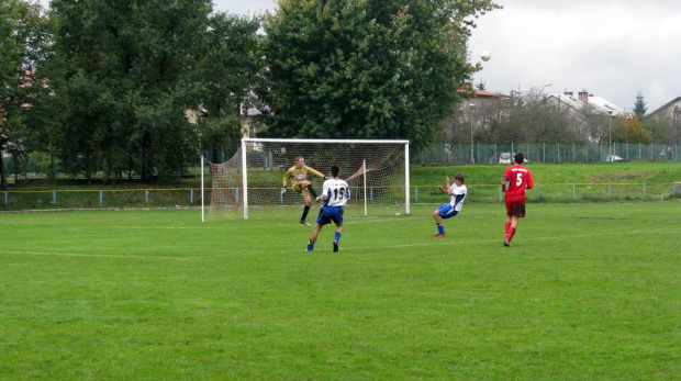 MKS Dębica - Pogoń Leżajsk (2:4), 02.10.2010 r., I liga podkarpacka juniorów starszych #dębica #MKSDębica #pogoń #pogon #lezajsk #leżajsk #PogońLeżajsk #lezajsktm #sport #PiłkaNożna #juniorzy