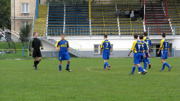 MKS Dębica - Pogoń Leżajsk (2:2), juniorzy młodsi, 02.10.2010 r., I liga podkarpacka juniorów #lezajsk #leżajsk #pogon #pogoń #PogońLeżajsk #lezajsktm #sport #PiłkaNożna #MKSDębica #dębica #juniorzy