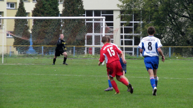 MKS Dębica - Pogoń Leżajsk (2:4), 02.10.2010 r., I liga podkarpacka juniorów starszych #dębica #MKSDębica #pogoń #pogon #lezajsk #leżajsk #PogońLeżajsk #lezajsktm #sport #PiłkaNożna #juniorzy