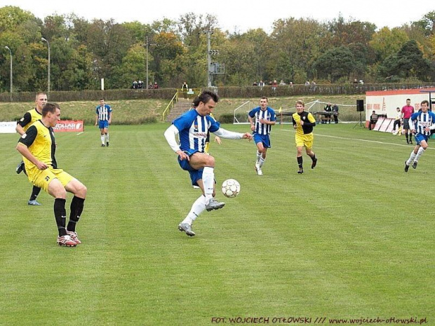 Wigry Suwałki - Start Otwock 0:0, mecz II ligi piłkarskiej - 3 października 2010 #WigrySuwałki #StartOtwock #mecz #IILiga #PiłkaNożna