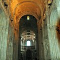 LIZBONA-PORTUGALIA - wnętrze katedry #PORTUGALIA #LIZBONA #MIASTA #KATEDRY