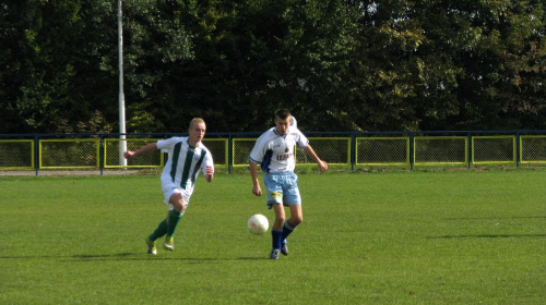 Pogoń Leżajsk - Wisłoka Dębica (0:3), 10.10.2010 r., I liga podkarpacka juniorów młodszych #pogon #pogoń #PogońLeżajsk #lezajsk #leżajsk #wisłoka #dębica #WisłokaDębica #lezajsktm #sport #PiłkaNożna #juniorzy