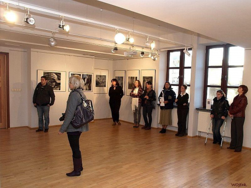 Wernisaż wystawy fotograficznej Anny Bodnar - Human, galeria PAcamera, Suwałki - 15 października 2010 #Wernisaż #wystawa #PAcemera #Suwałki #BodnarAnna