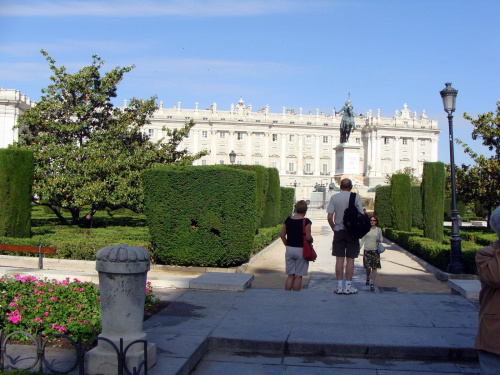 Madryt-Hiszpania- Plaza del Oriente #MADRYT #MIASTA #POMNIKI