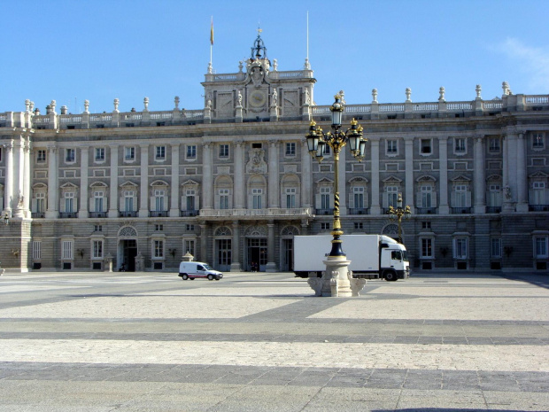 Madryt-Hiszpania- Zamek Królewski #MADRYT #MIASTA #ZAMKI
