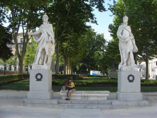 Madryt-Hiszpania- Plaza del Oriente - #MADRYT #MIASTA #POMNIKI