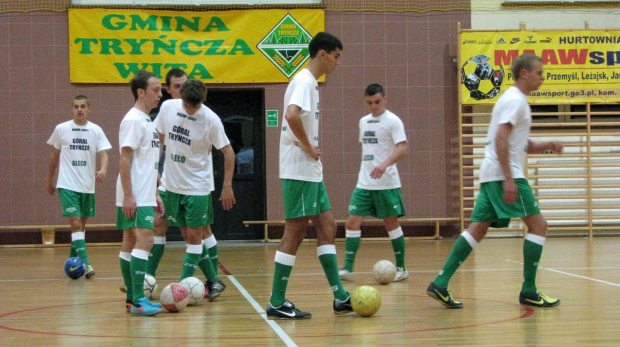 Góral Tryńcza - MKF 99 Grajów (3:2), 17.10.2010 r., II liga futsal #góral #tryńcza #GóralTryńcza #MKF99Grajów #grajów #futsal #sport #PogońLeżajsk #OrzełPrzeworsk #MKSKańczuga #SokółSieniawa #CzuwajPrzemyśl #GranicaStubno #lezajsktm