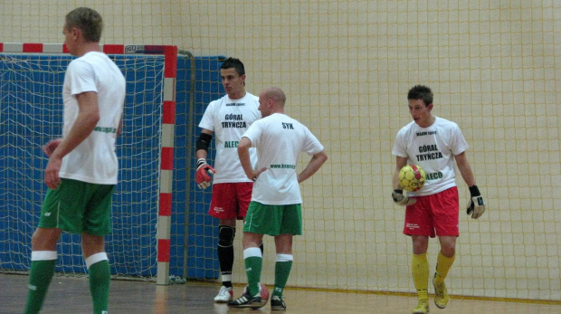 Góral Tryńcza - MKF 99 Grajów (3:2), 17.10.2010 r., II liga futsal #góral #tryńcza #GóralTryńcza #MKF99Grajów #grajów #futsal #sport #PogońLeżajsk #OrzełPrzeworsk #MKSKańczuga #SokółSieniawa #CzuwajPrzemyśl #GranicaStubno #lezajsktm