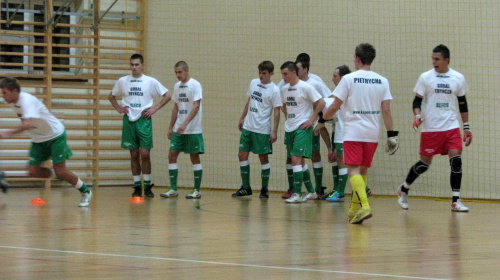 Góral Tryńcza - MKF 99 Grajów (3:2), 17.10.2010 r., II liga futsal #góral #tryńcza #GóralTryńcza #MKF99Grajów #grajów #futsal #sport #PogońLeżajsk #OrzełPrzeworsk #MKSKańczuga #SokółSieniawa #CzuwajPrzemyśl #GranicaStubno #lezajsktm