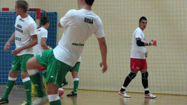 Góral Tryńcza - MKF 99 Grajów (3:2), 17.10.2010 r., II liga futsal #góral #tryńcza #GóralTryńcza #MKF99Grajów #grajów #futsal #sport #PogońLeżajsk #OrzełPrzeworsk #MKSKańczuga #SokółSieniawa #CzuwajPrzemyśl #GranicaStubno #lezajsktm