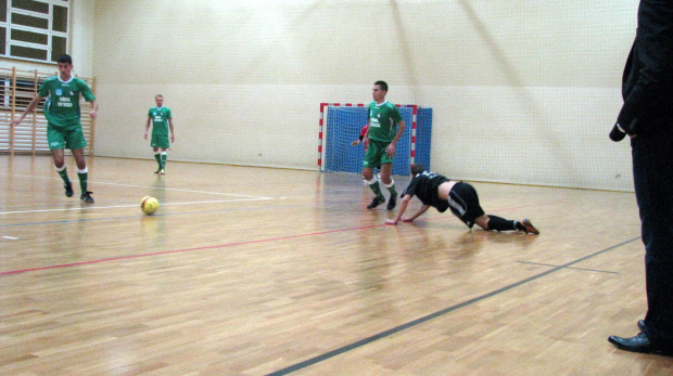 Góral Tryńcza - MKF 99 Grajów (3:2), 17.10.2010 r., II liga futsal #góral #tryńcza #GóralTryńcza #MKF99Grajów #grajów #futsal #sport #PogońLeżajsk #OrzełPrzeworsk #MKSKańczuga #SokółSieniawa #CzuwajPrzemyśl #GranicaStubno #lezajsktm