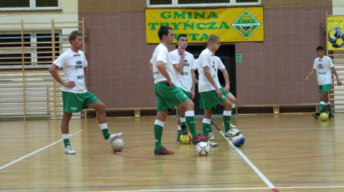 Góral Tryńcza - MKF 99 Grajów (3:2), 17.10.2010 r., II liga futsal #góral #tryńcza #GóralTryńcza #MKF99Grajów #grajów #futsal #sport #PogońLeżajsk #OrzełPrzeworsk #MKSKańczuga #SokółSieniawa #CzuwajPrzemyśl #GranicaStubno #lezajsktm