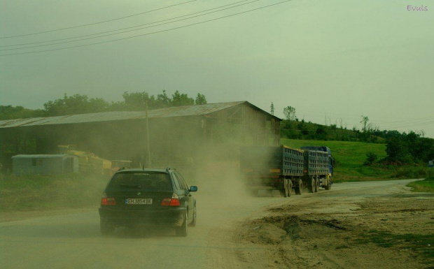 Droga krajowa w Bułgarii :)
Czy ktoś ma jeszcze zastrzeżenia do stanu naszych dróg :) #Bułgaria #droga #ulica #podróż