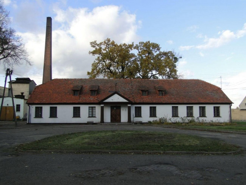 Szelejewo Drugie - dwór z pierwszej połowy XIX wieku .