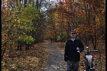 jesień #lasek #park #liście #drzewa #jesień #rower #rowerocykl