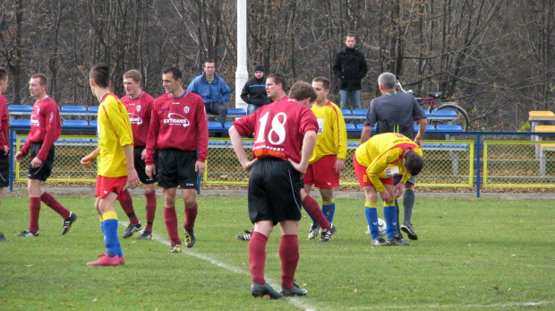 Pogoń Leżajsk - Lechia Sędziszów Młp. (2:0), 06.11.2010 r., IV liga podkarpacka #pogon #pogoń #lezajsk #leżajsk #lezajsktm #PogońLeżajsk #PiłkaNożna #lechia #sędziszów #LechiaSędziszów #sport #IVLiga