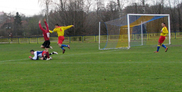 Pogoń Leżajsk - Lechia Sędziszów Młp. (2:0), 06.11.2010 r., IV liga podkarpacka #pogon #pogoń #lezajsk #leżajsk #lezajsktm #PogońLeżajsk #PiłkaNożna #lechia #sędziszów #LechiaSędziszów #sport #IVLiga