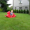 Julia na trawie,
początek czerwca 2009