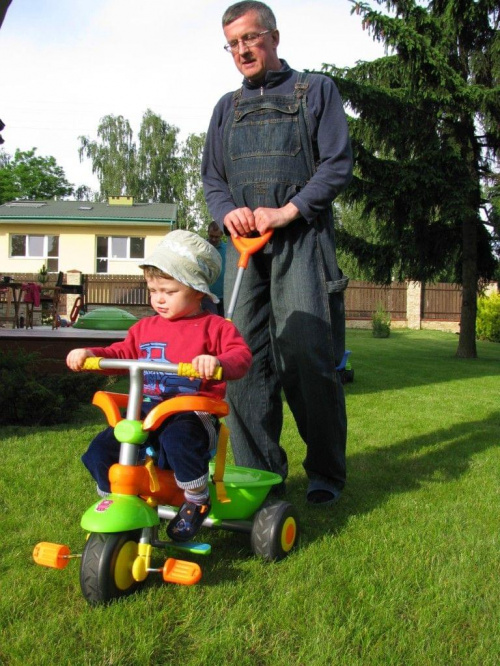 Mikołaj z tatą w akcji,
początek czerwca 2009