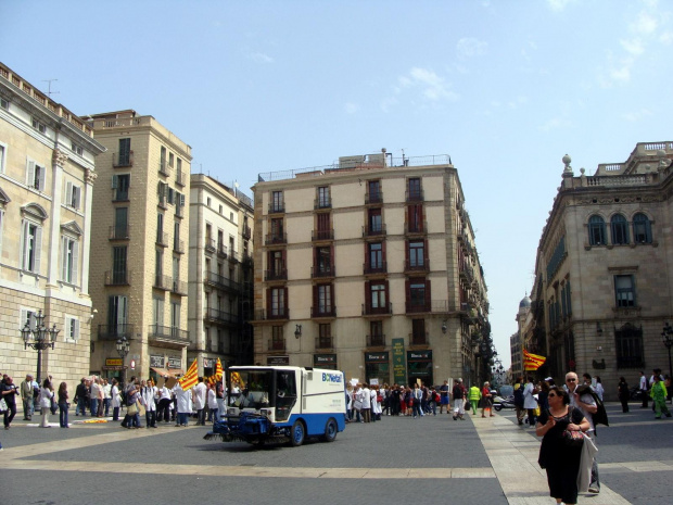 BARCELONA-HISZPANIA-Placa de Sant Jaume #BARCELONA #MIASTA #PLACE