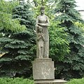 Suwałki - pomnik Marii Konopnickiej