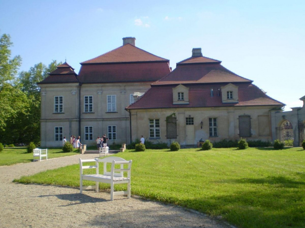 Park zajmuje obszar 20 hektarów, założony został pod koniec XVII wieku. Pierwotnie był to park francuski o układzie geometrycznym. Później park został przekształcony i powiększony o część krajobrazową.