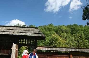 sesja fotograficzna ZTL SANOK w sanockim skansenie - sierpień2010 #sesja #skansen #ZTL #SANOK #Zespół #Tańca #Ludowego #sierpień #lato #Janusz #Podkul #Nater