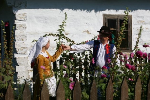 sesja fotograficzna ZTL SANOK w sanockim skansenie - sierpień2010 #sesja #skansen #ZTL #SANOK #Zespół #Tańca #Ludowego #sierpień #lato #Janusz #Podkul #Nater