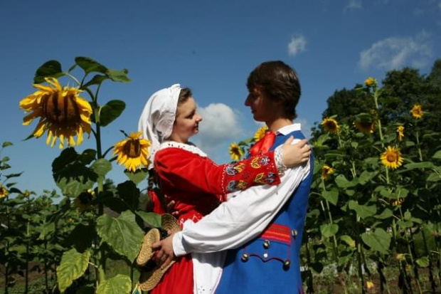 sesja fotograficzna ZTL SANOK w sanockim skansenie - sierpień2010 #sesja #skansen #ZTL #SANOK #Zespół #Tańca #Ludowego #sierpień #lato #Janusz #Podkul #Nater