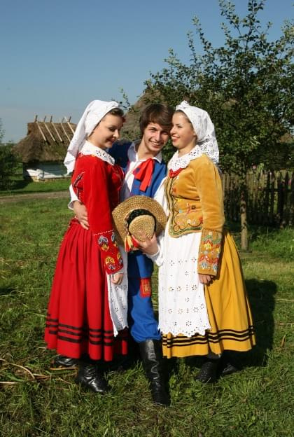 sesja fotograficzna ZTL SANOK w sanockim skansenie - sierpień2010 #sesja #skansen #ZTL #SANOK #Zespół #Tańca #Ludowego #sierpień #lato #Janusz #Podkul #Nater