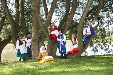 sesja fotograficzna ZTL SANOK w sanockim skansenie - sierpień2010 #sesja #skansen #ZTL #SANOK #Zespół #Tańca #Ludowego #sierpień #lato #Janusz #Podkul #Nater