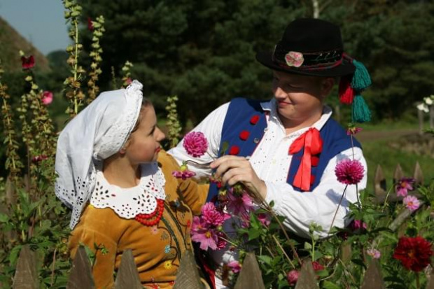 sesja fotograficzna ZTL SANOK w sanockim skansenie - sierpień2010 #sesja #skansen #ZTL #SANOK #Zespół #Tańca #Ludowego #sierpień #lato #Janusz #Podkul #Nater