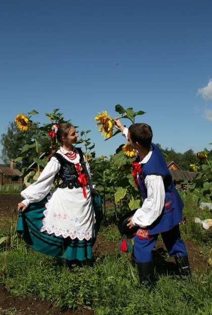 sesja fotograficzna ZTL SANOK w sanockim skansenie - sierpień2010 #sesja #skansen #ZTL #SANOK #Zespół #Tańca #Ludowego #sierpień #lato #Janusz #Podkul #Nater