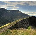 Arthur's Seat z Salisbury Craigs. Edynburg