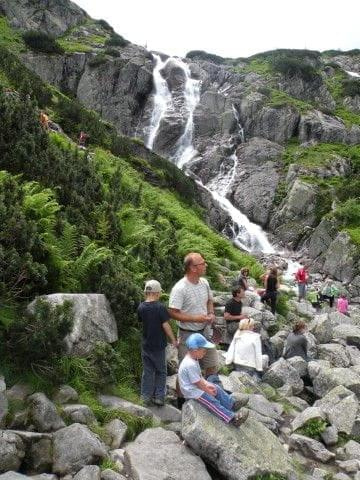 Wycieczka z Łysej Polany przez Schronisko w DolRoztoki do Doliny Roztoki , Wodospad Siklawa, Dolina Pieciu Stawow Polskich do Morskiego Oka, do Łysej Polany #tatry #góry #lato