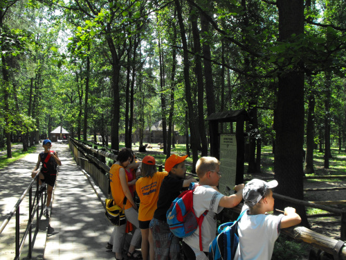 Gołuchów, zamek, arboretum, Ośrodek Kultury Leśnej lato 2009
