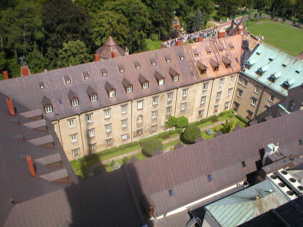 Częstochowa-Jasna Góra. Widok z wieży na klasztor.