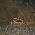 powrót z Frangokastello przez góry Lefka Ori skalna kaplica w kanionie Katsifou #Kreta #Frangokastello #zamki #zatoki #plaża