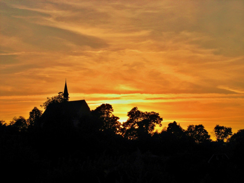 #kościół #Lubięcin #niebo #ZachódSłońca