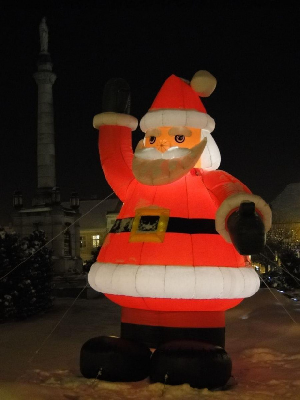 Wieczorny spacerek po Gostyniu . Poczuć teraz magię nadchodzących świąt - bezcenne :D