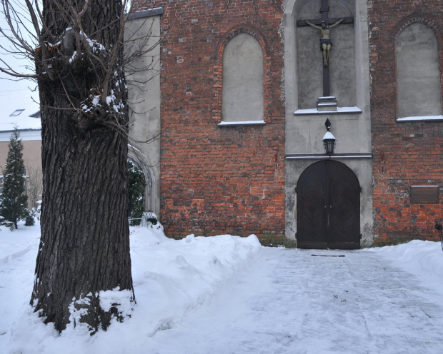 Sieradz - spacer po mieście w mroźne sobotnie popołudnie - Dominikańska