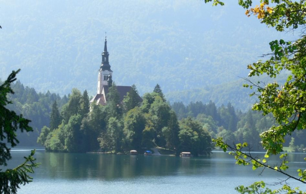Słowenia Blejskie jezioro, kościół na wyspie. #jezioro #kościół #Słowenia