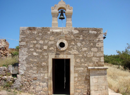 zabytki Rethimnon - wenecka Fortezza, w niej meczet, katolickia kaplica pod wezwaniem sw. Sfirydona #ZabytkiRethimnonu #Kreta #fontanna #forteca