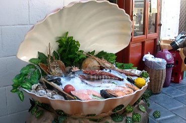 zabytki Rethimnonu - oferty kulinarne nadbrzeżnych restauracji #ZabytkiRethimnonu #restauracje #fontanny #plaże