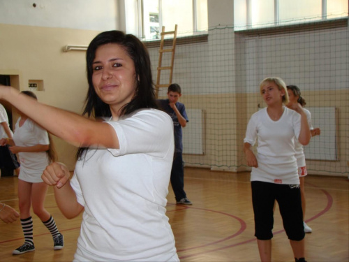 W poniedziałek 21 września odbyły się kolejne zajęcia Liceum Ogólnokształcącego-klasa wojskowa z samoobrony #Sobieszyn #Brzozowa #KlasaWojskowa